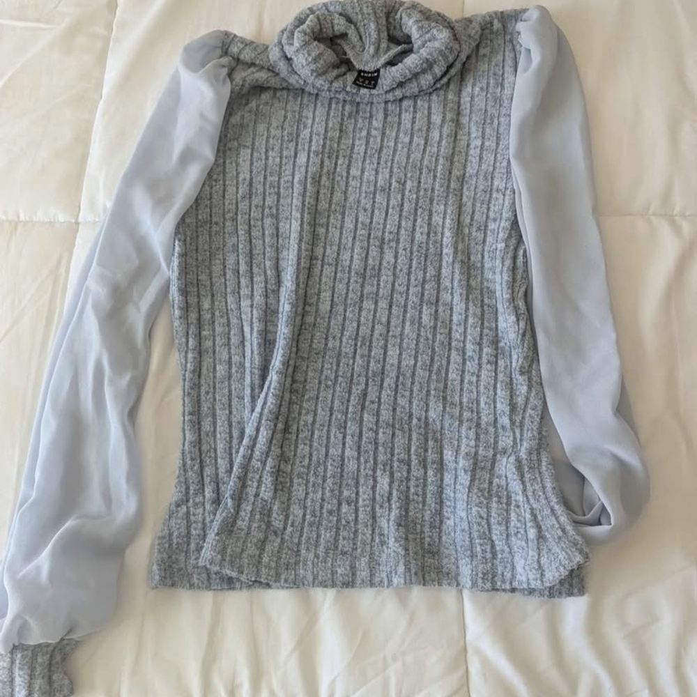 SHEIN Light Gray Ribbed Sweater with Sheer Sleeves